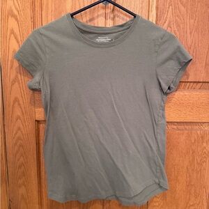 Abercrombie & Fitch Olive Short Sleeve Tee